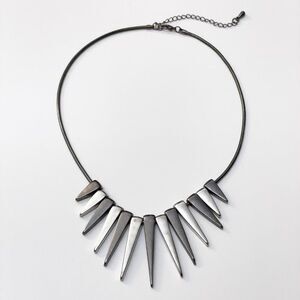 Metal Spikes Rocker Necklace